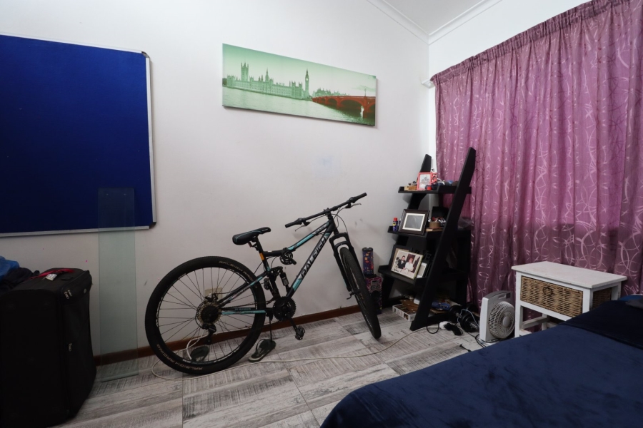 5 Bedroom Property for Sale in Kabega Park Eastern Cape